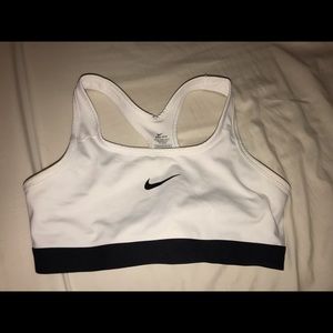 white nike sports bra